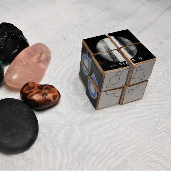 No. 1 Mini 10-sided puzzle with 8 collages pieces - Picture 2 of 5